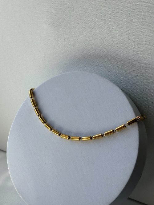 Collar Leila