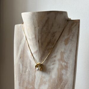 Collar Kera