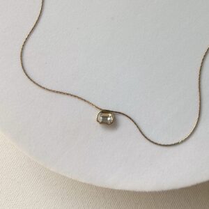 Collar Lia